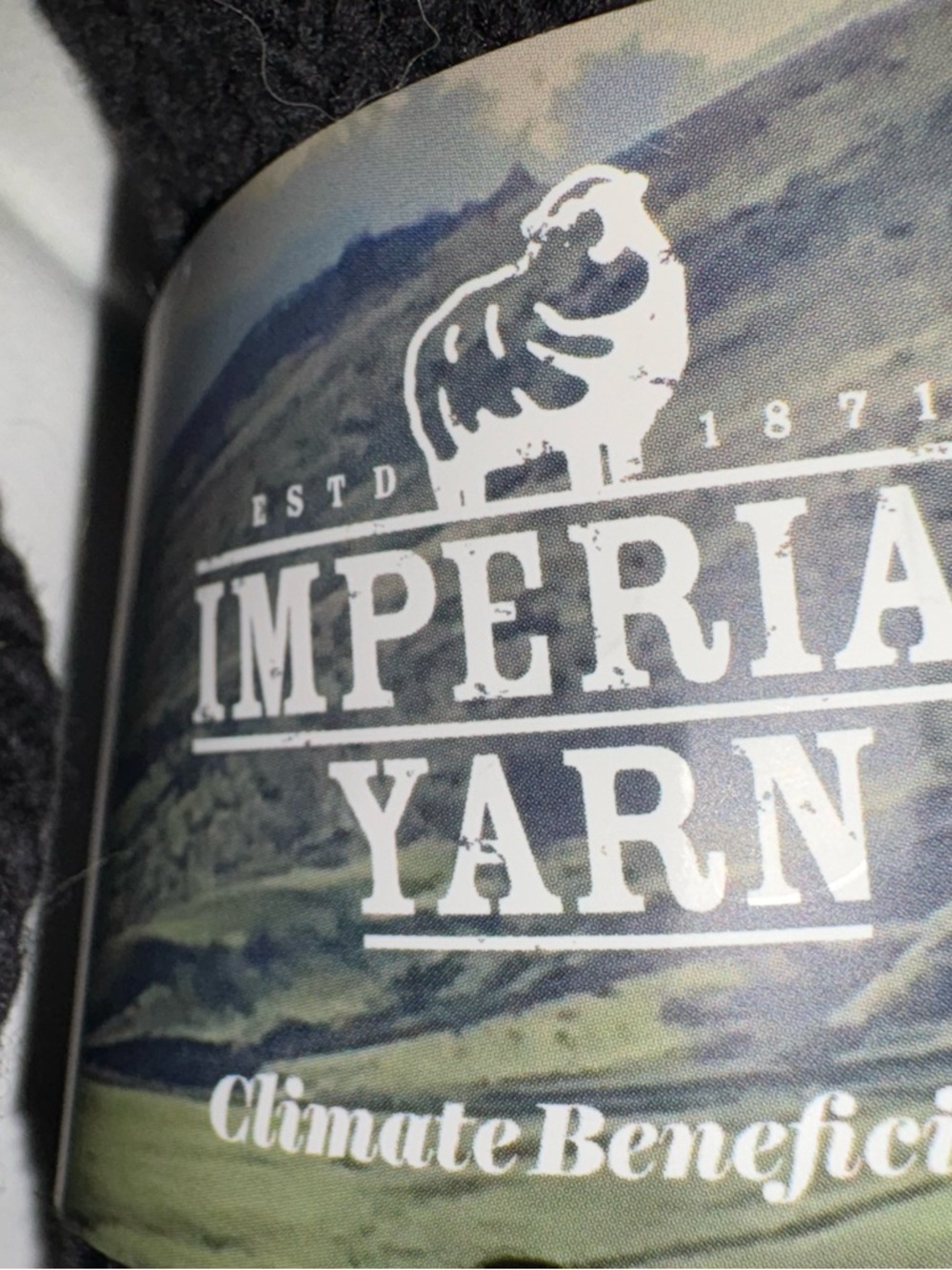 NEW Imperial Columbia Black Worsted Yarn (1 lot of 4 skeins)